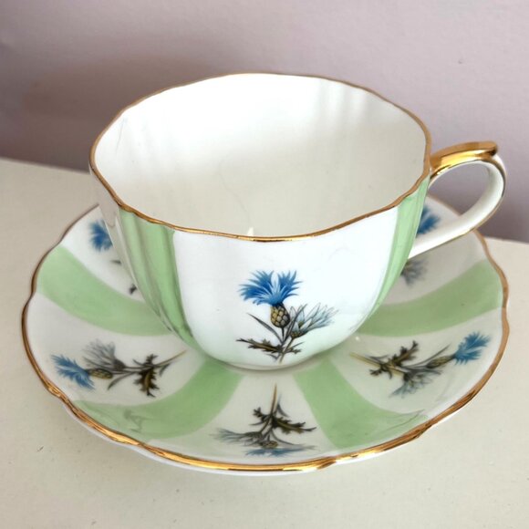 Vintage Bone China Teacup and Saucer by Duchess Made in England - Picture 2 of 4